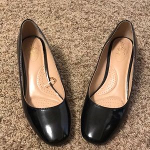 NWOT Dexflex Comfort Size 10